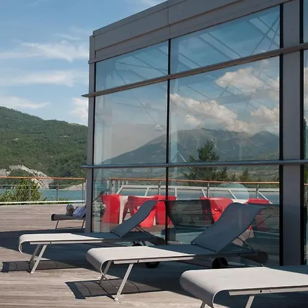 Resort Village Club Les Hyvans 3*