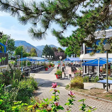 Village Club Les Hyvans リゾート